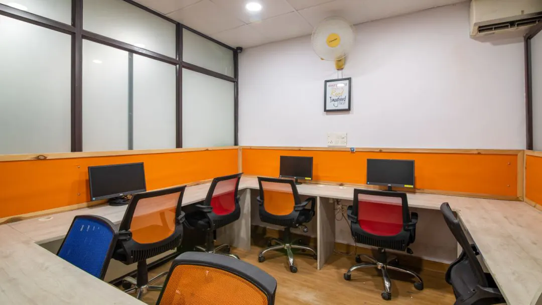 6 Seater Private Cabin in Vadiwadi - DevX Coworking | GoOffice 4501