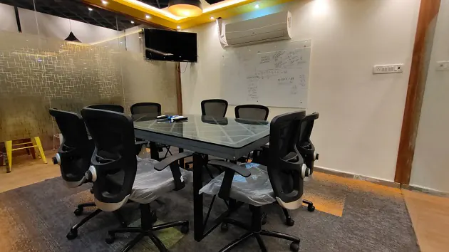 8 Seater Conference Room in Anna Nagar - Senate Space S4 | GoSpace 1717