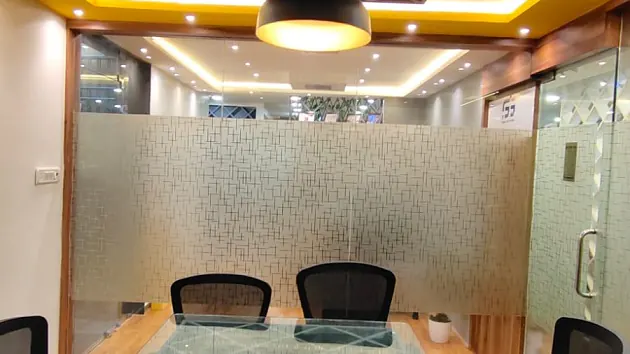 8 Seater Conference Room