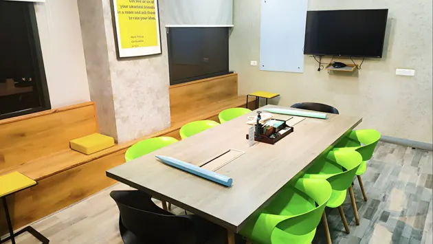 8 Seater Conference Room in Guindy - iSprout Kochar Jade | GoSpace 1971