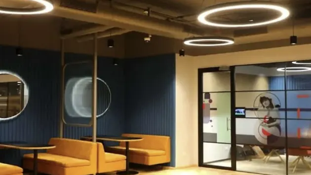 8 Seater Conference Room
