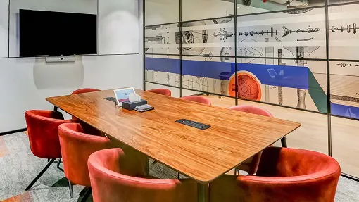 8 Seater Meeting Room
