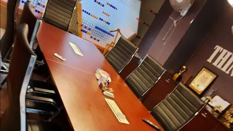 7 Seater Meeting Room in Pitampura - Co-Offiz | GoOffice 7163
