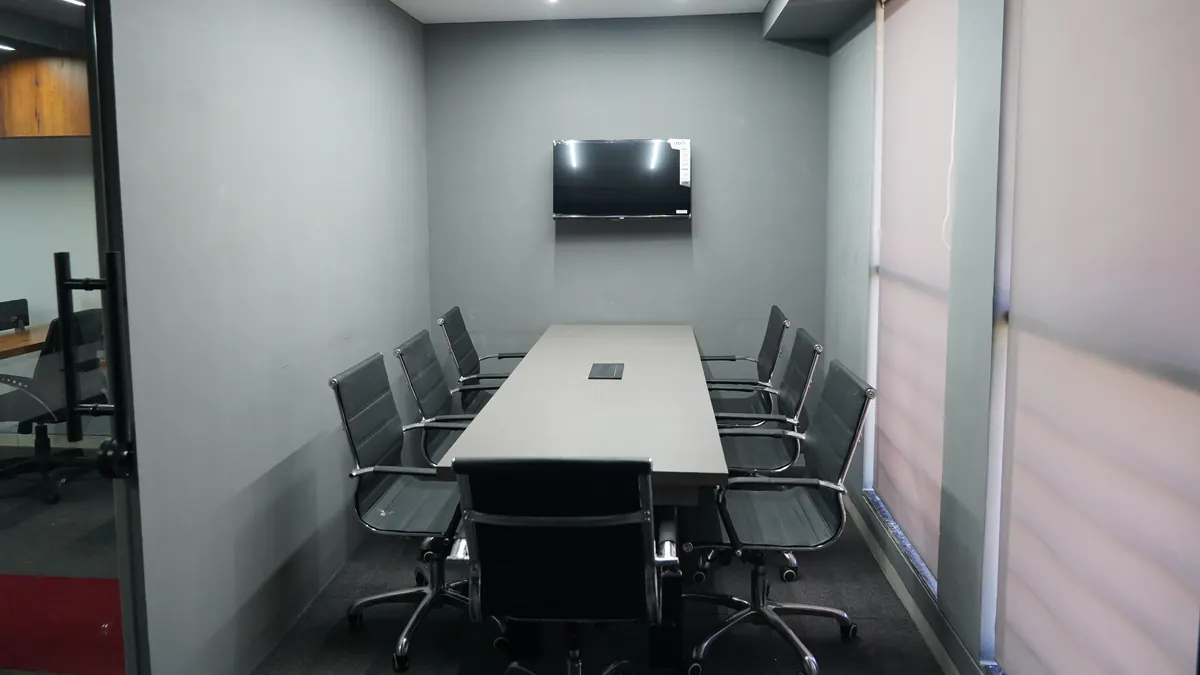 7 Seater Conference Room in Thaltej - Sentient Coworking Space | GoSpace 4254