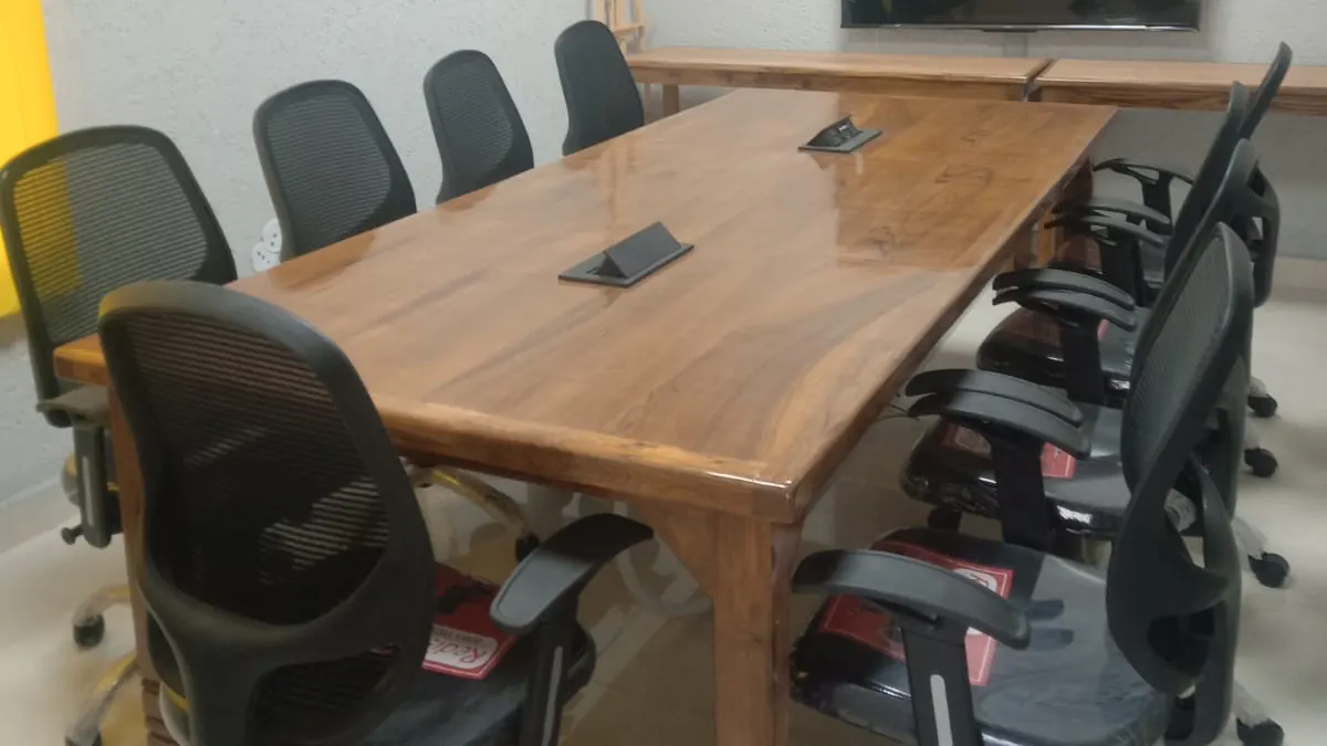9 Seater Conference Room