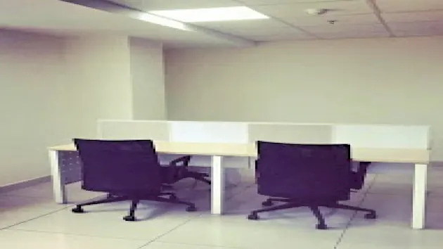 Dedicated Desks  in Siripuram - My First Office Coworking | GoOffice 4127