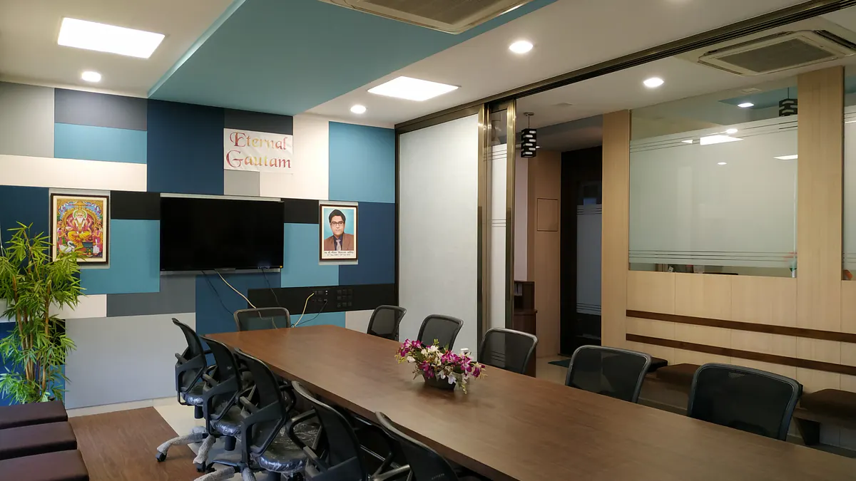 14 Seater Conference Room in Goregaon West - Golden Ratio | GoSpace 7959