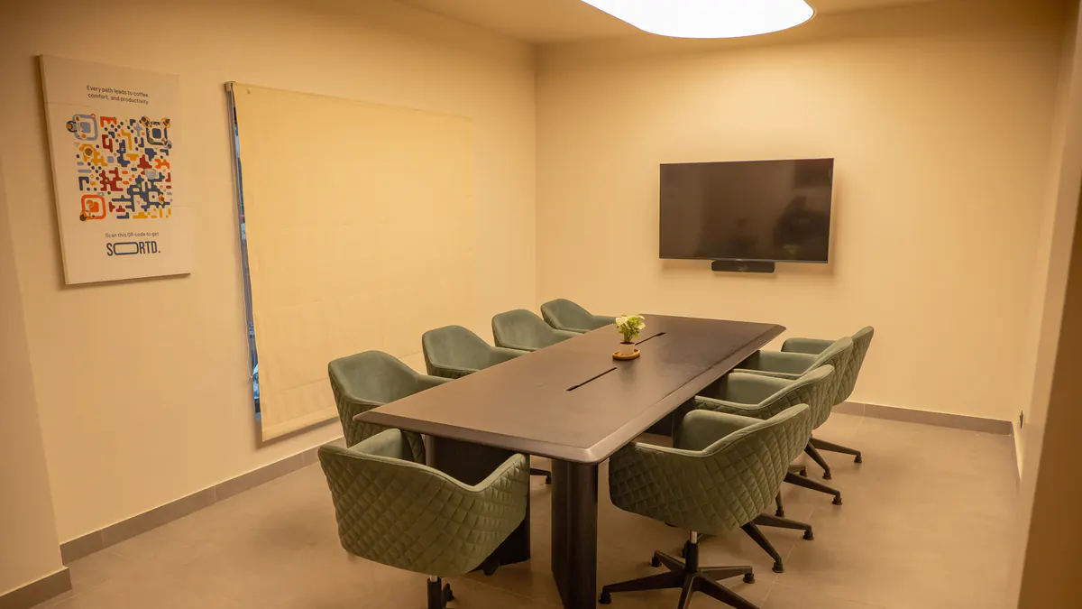 10 Seater Conference Room 