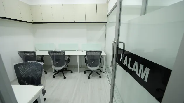 5 Seater Private Cabin