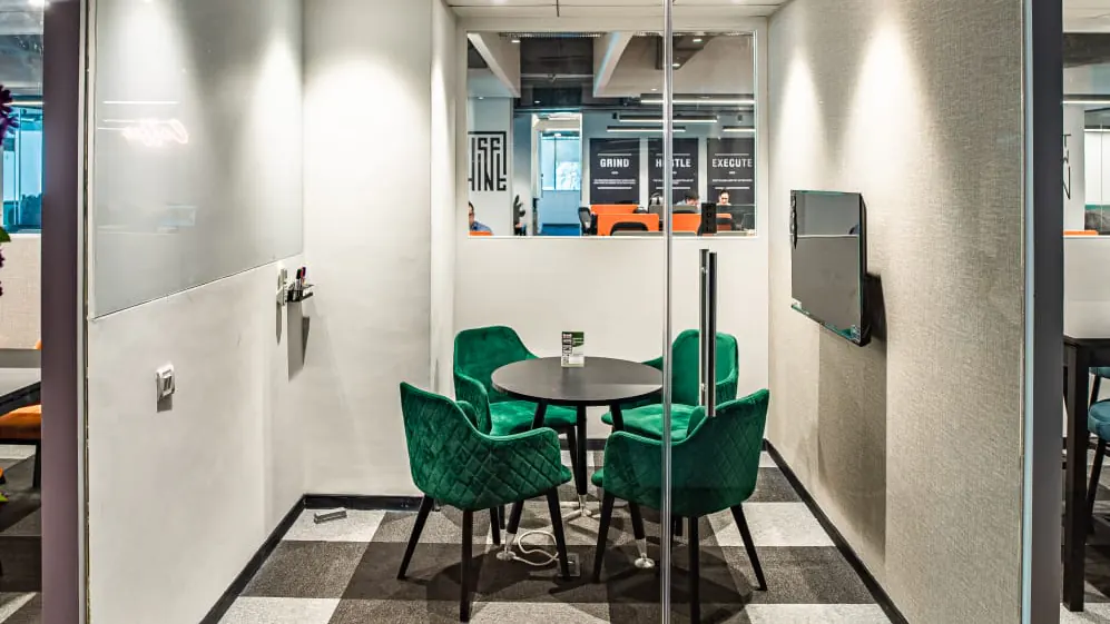 4 Seater Meeting Room in Goregaon West - YesssWorks 271 Business Park | GoSpace 8511