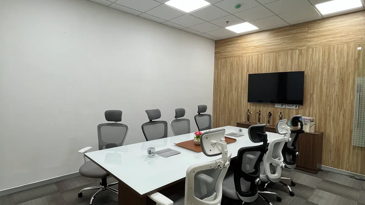 10 Seater Conference Room
