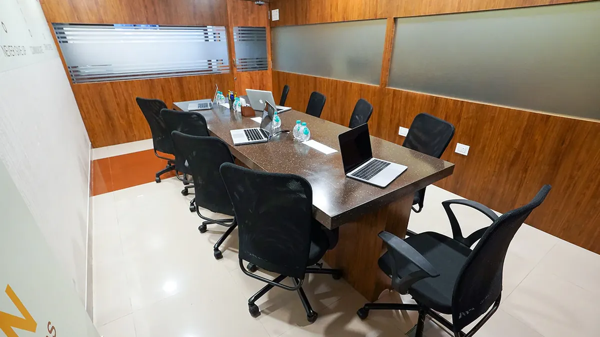 8 Seater Meeting Room