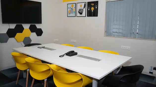 10 Seater Meeting Room