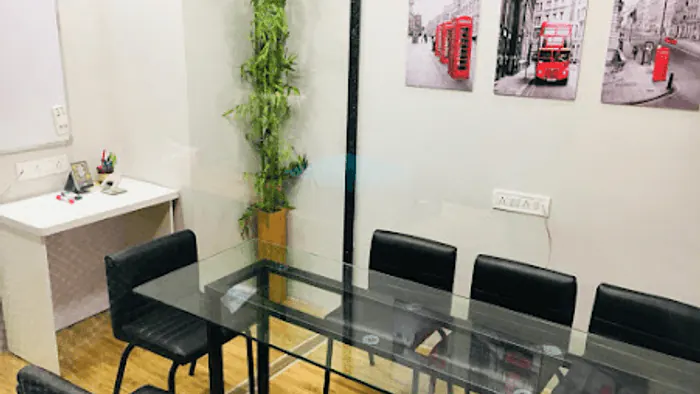 6 Seater Meeting Room
