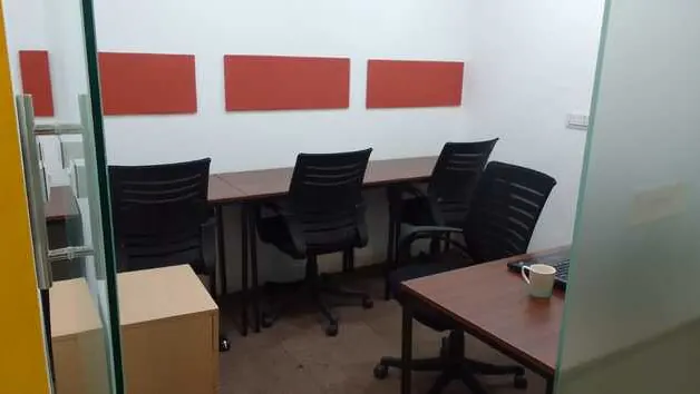 Open Desks in DLF Phase IV - CoworkInsta | GoOffice 8664