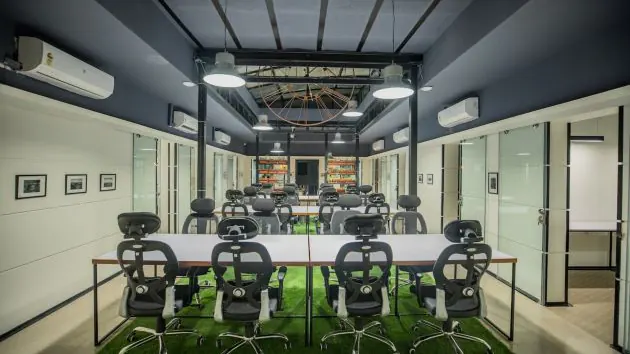 Open Desks in Connaught Place - Connekt HQ | GoOffice 7427