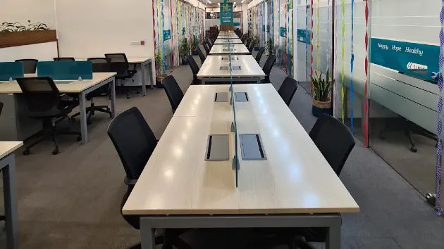 Open Desks in Connaught Place - Office On | GoOffice 7579