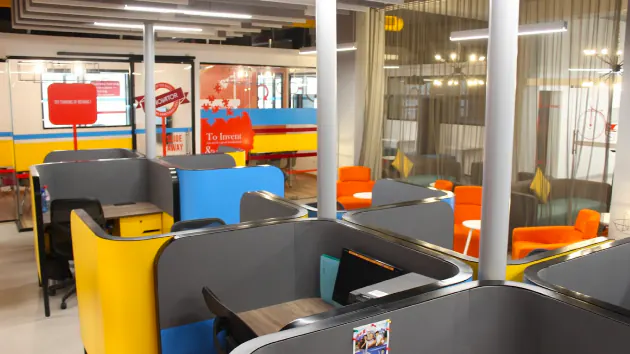 Open Desks in Connaught Place - AWFIS Connaught Place | GoOffice 7402