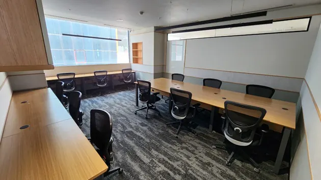 Open Desks  in Rajpur Road - The Circle.Work | GoOffice 25020