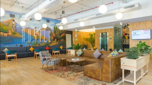 Open Desks in Sector 54 - Cowrks Golf Course Road | GoOffice 8445