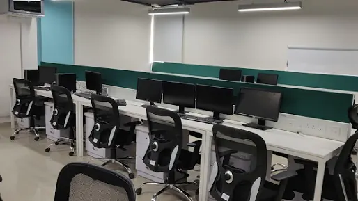 Open Desks in Tandalja - iSpaceHub | GoOffice 4516