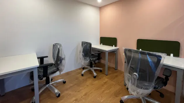 3 Seater Private Cabin 