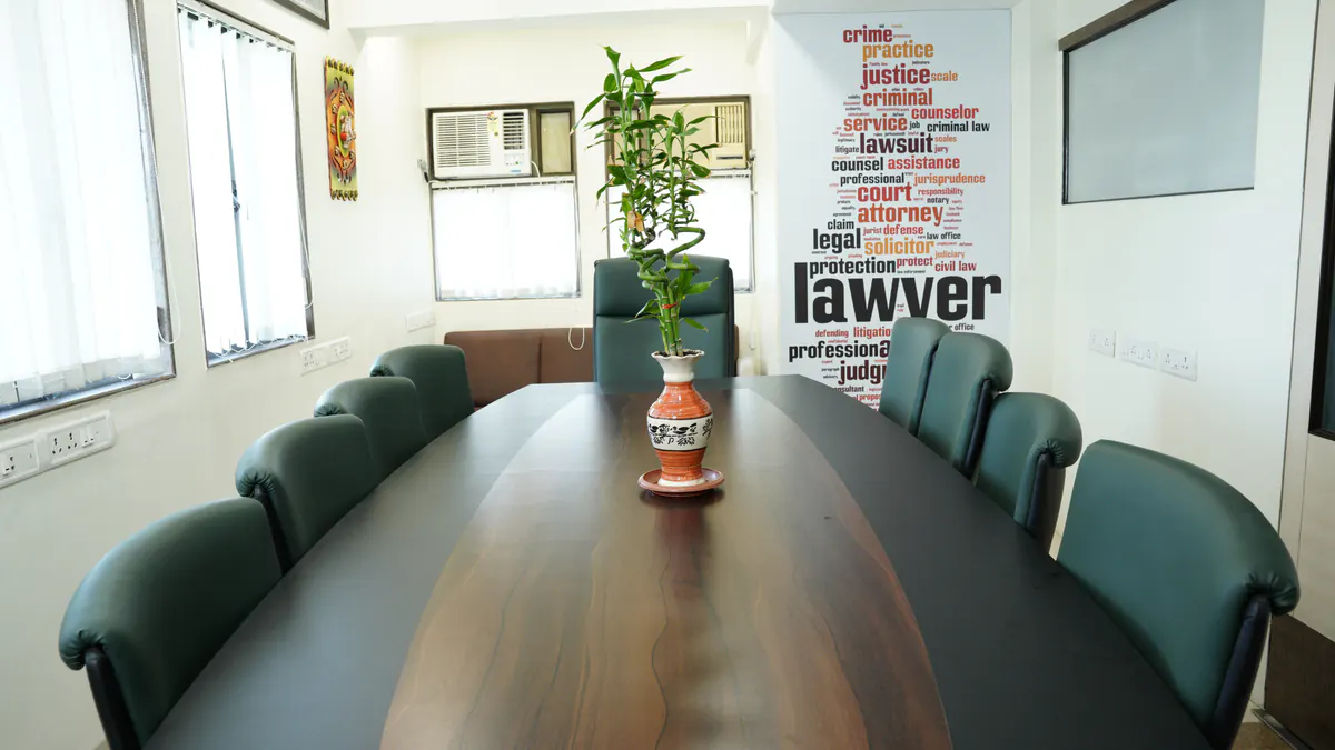 10 Seater Conference Room