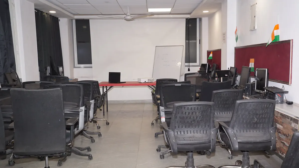 20 Seater Traning Room  in Greater Kailash - 24CoworkStudio | GoSpace 7605