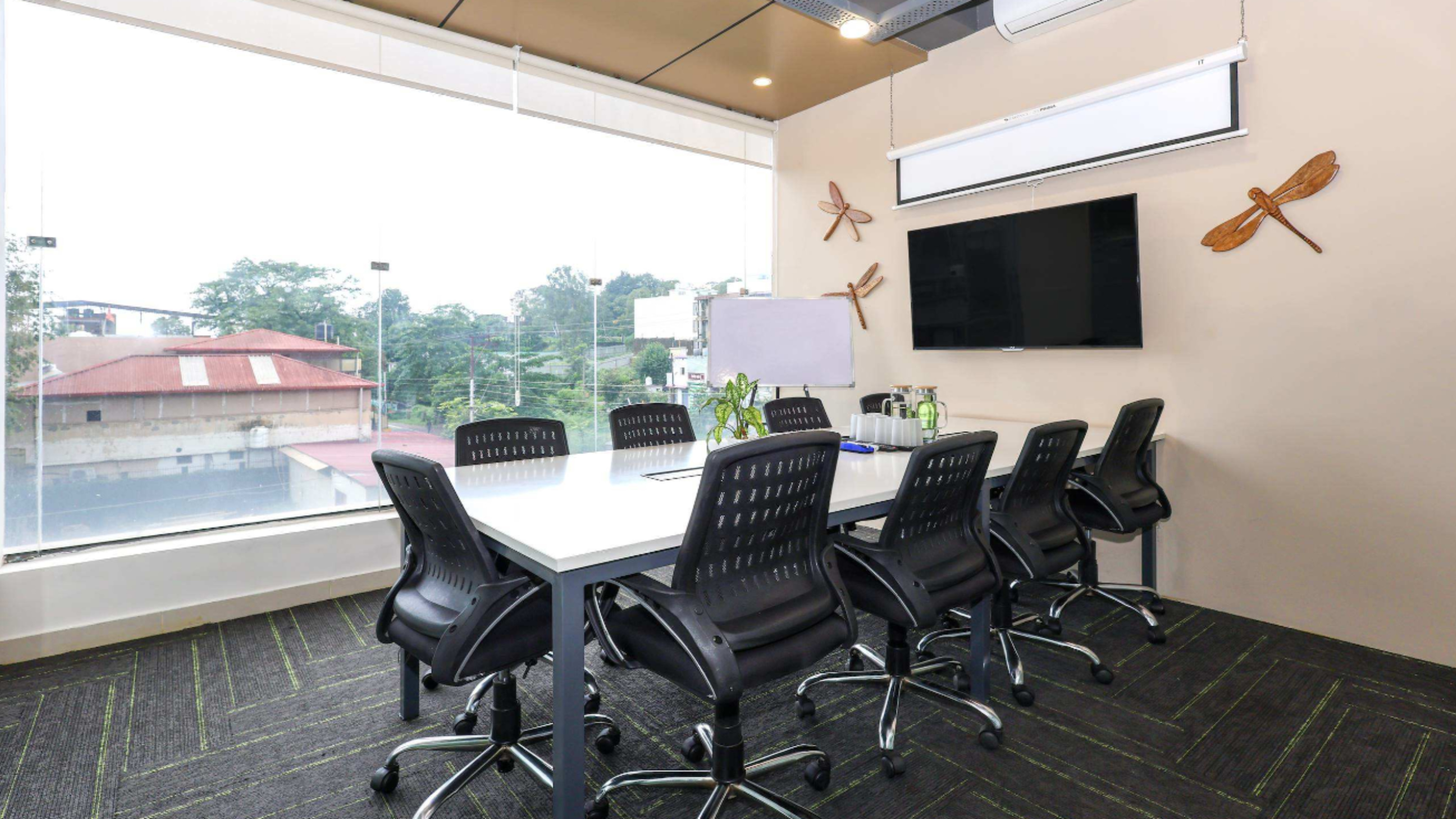 10 Seater Meeting Room