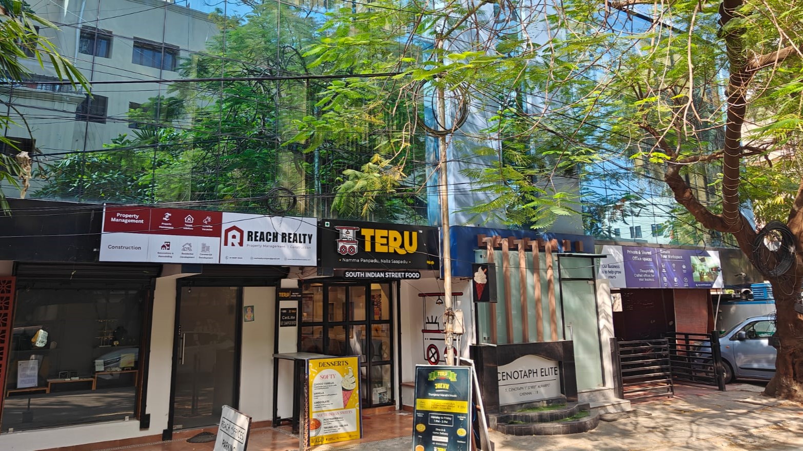 6 Seater Meeting Room