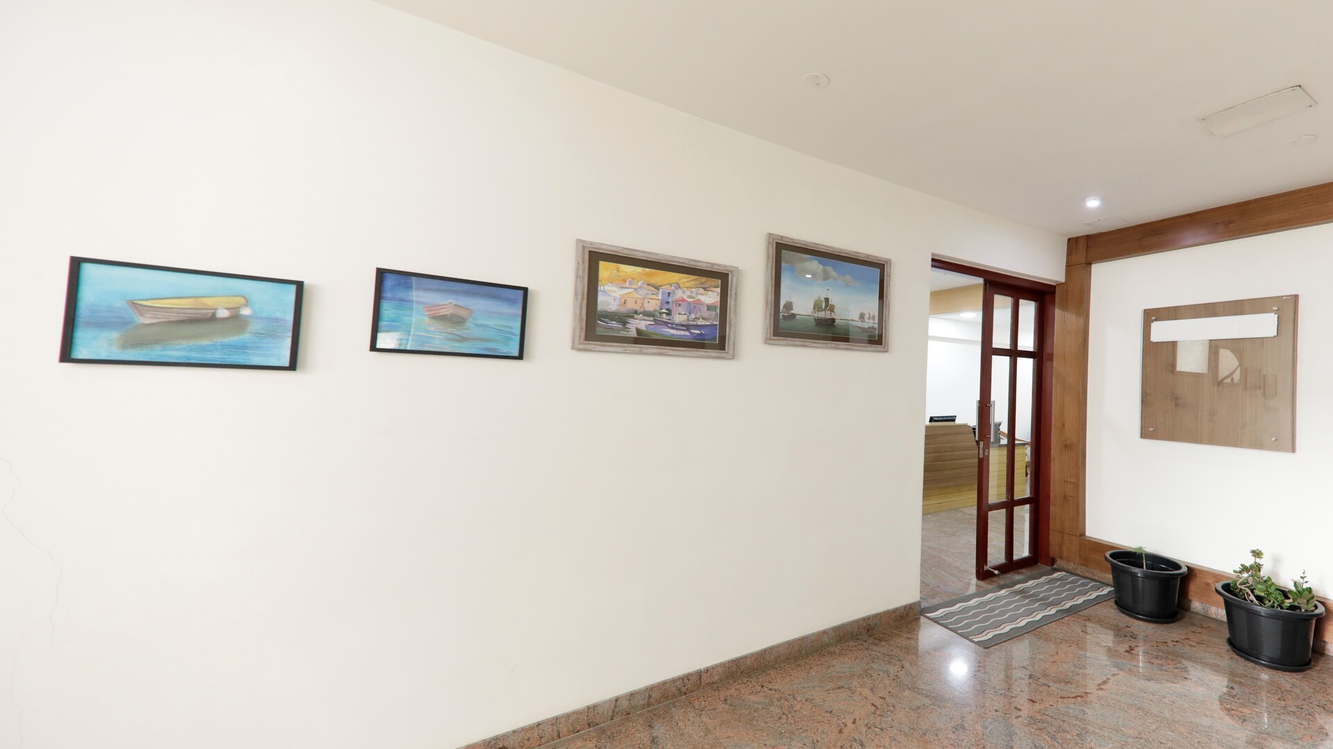 3 Seater Meeting Room