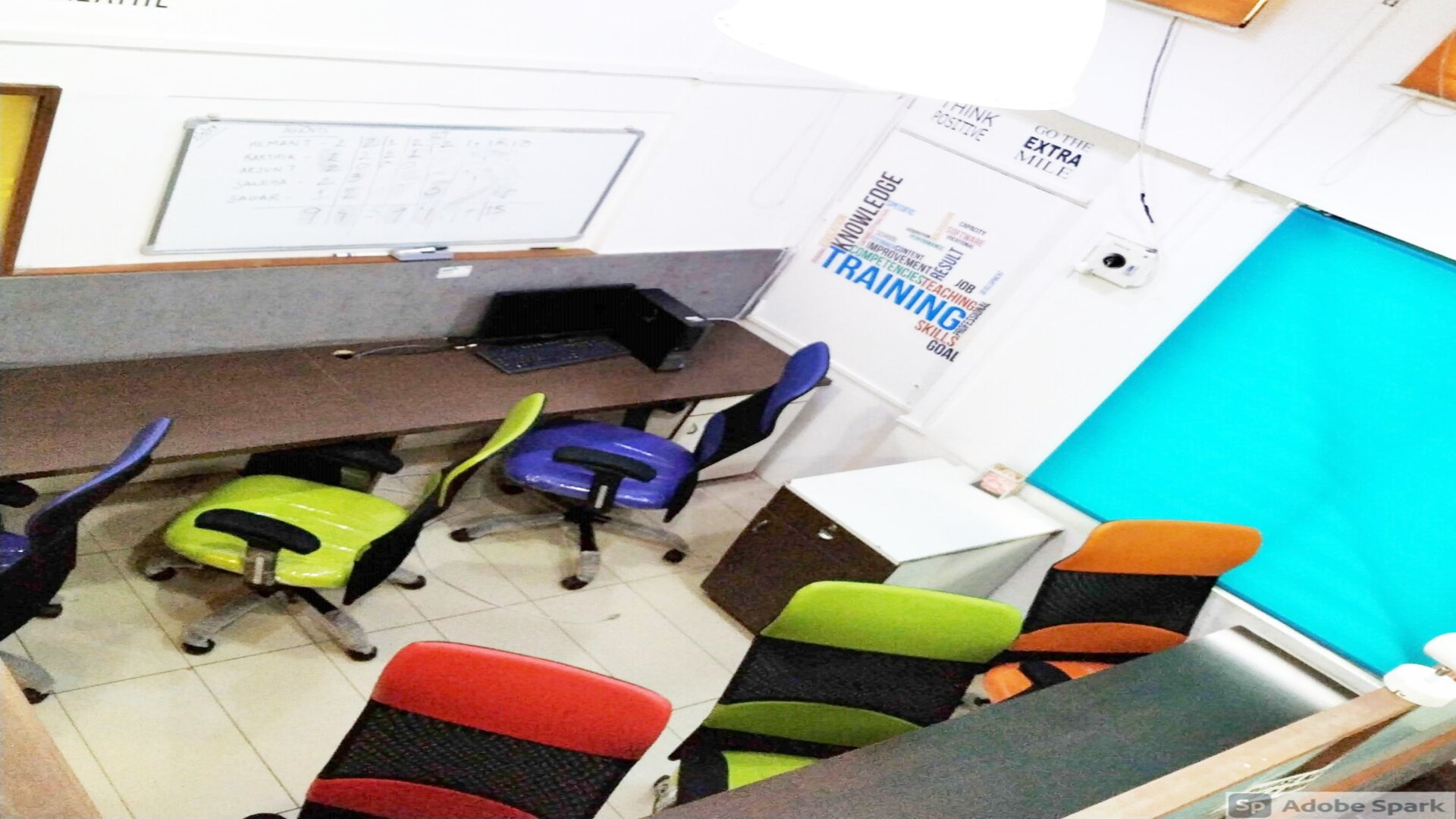 GoOffice 6134 Dedicated Desks 