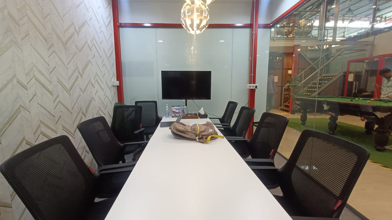 8 Seater Meeting Room