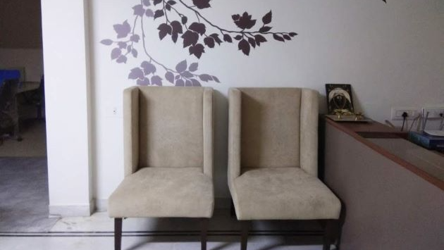  4 Seater Meeting Room