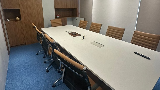 10 Seater Conference Room