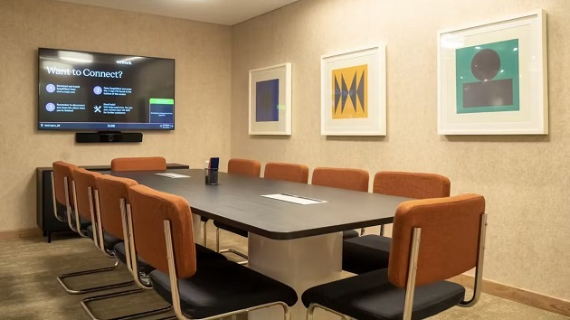 10 Seater Conference Room