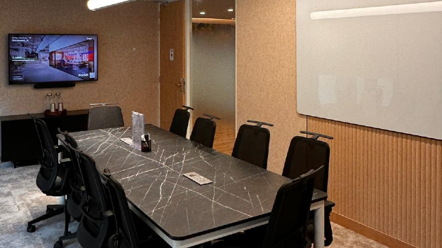 10 Seater Conference Room