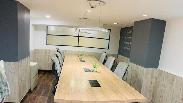 10 Seater Conference Room