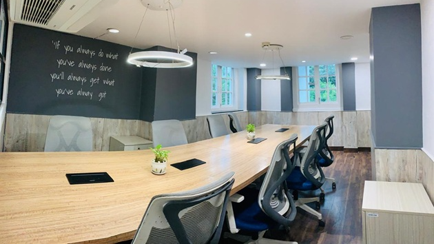 10 Seater Conference Room