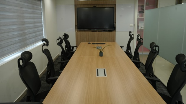 10 Seater Conference Room