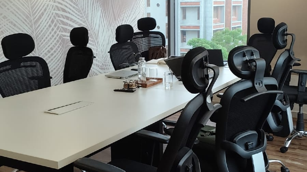 10 Seater Conference Room