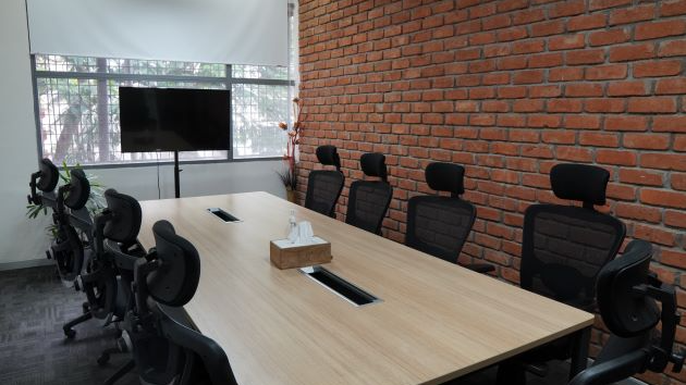 9 Seater Conference Room