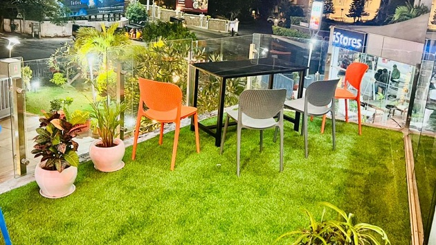 8 Seater Conference Room