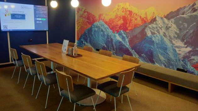 10 Seater Conference Room