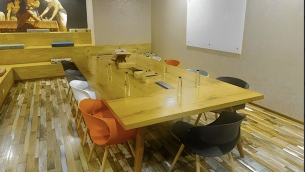 10 Seater Conference Room