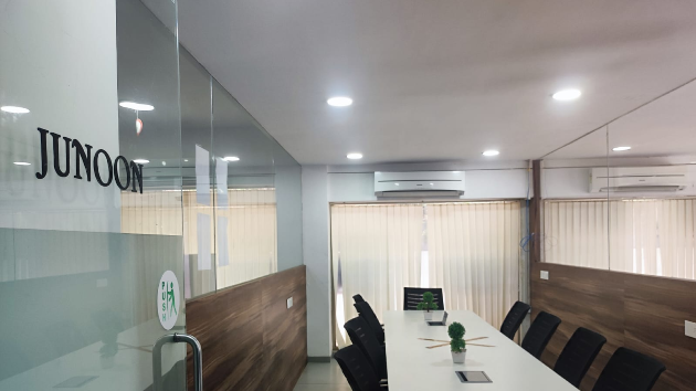 10 Seater Conference Room