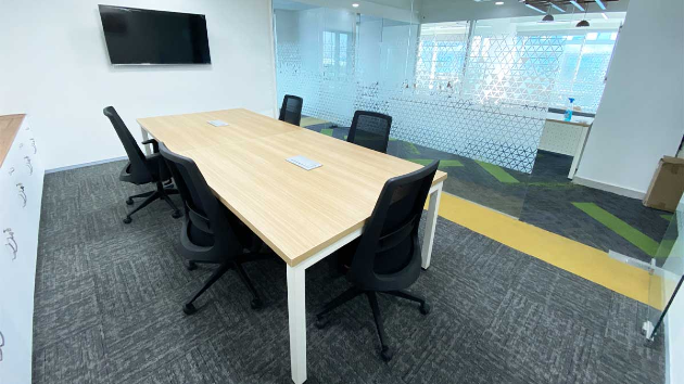 10 Seater Conference Room 