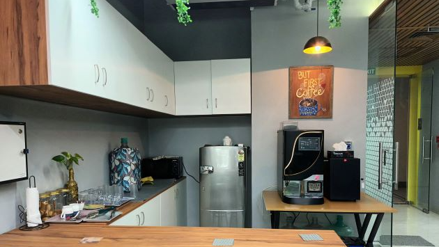 10 Seater Conference Room 