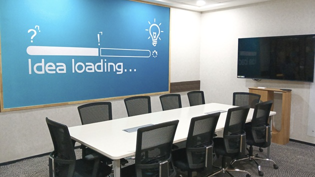 10 Seater Conference Room
