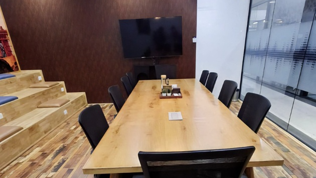 10 Seater Conference Room